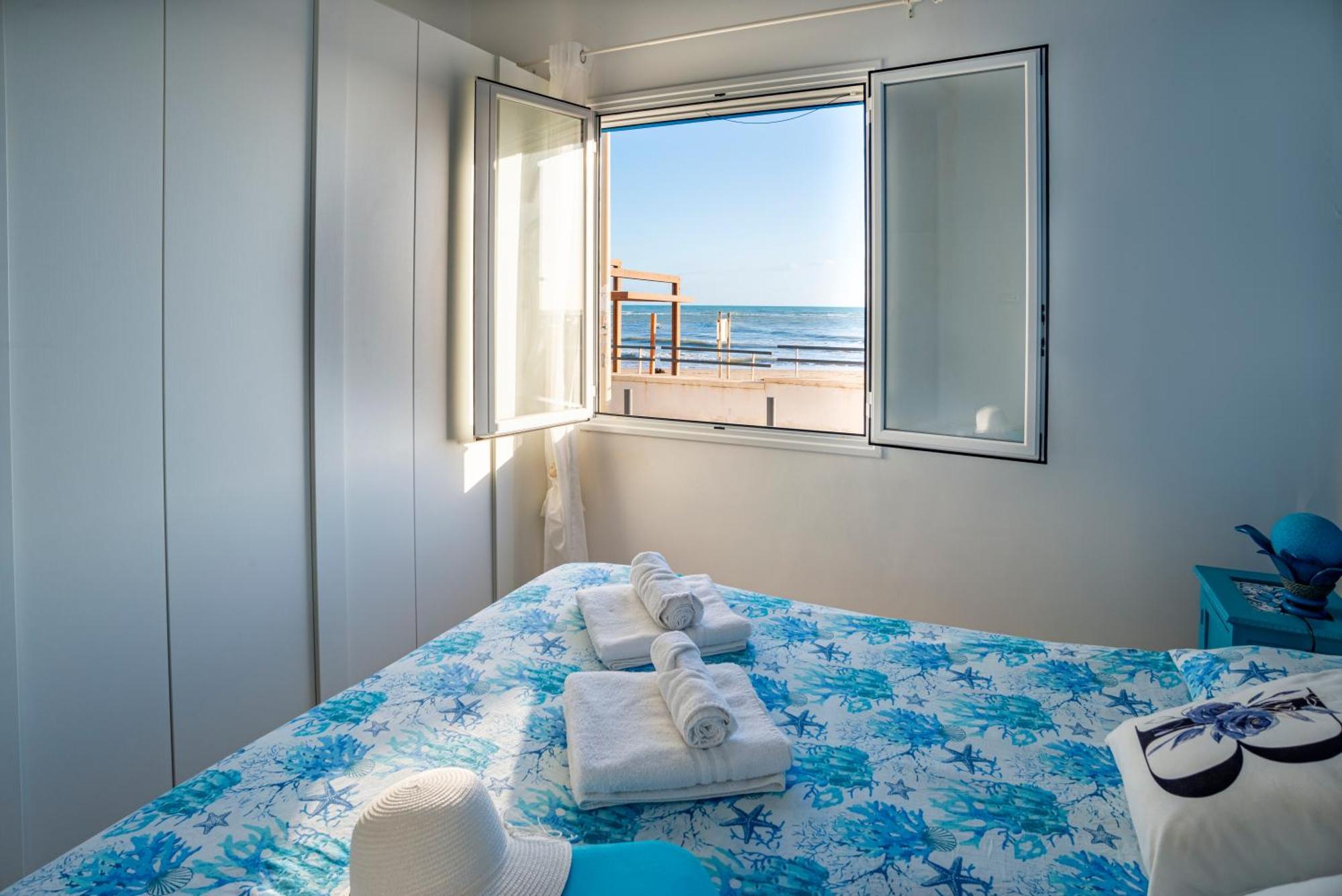 Blue Velvet Hotel Punta Secca Luaran gambar